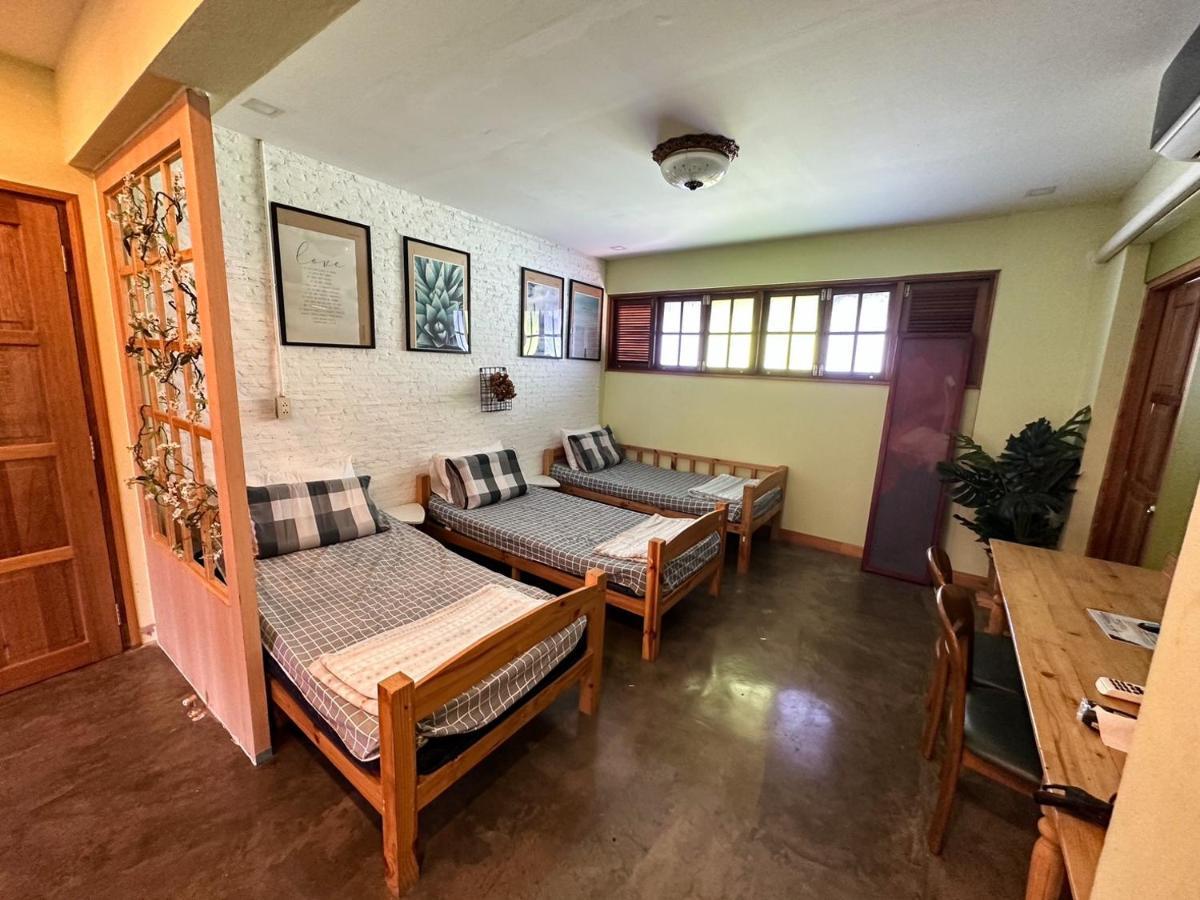 T-House Bkk 2Floors Near Bts With Swimming Pool And Free Wifi Hotel Bangkok Kültér fotó