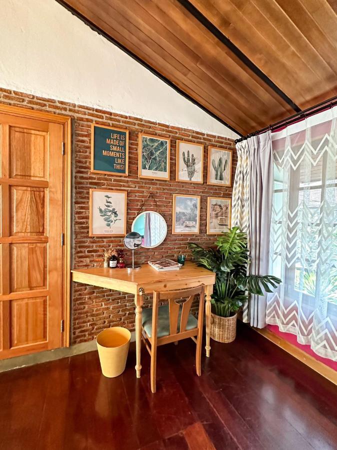 T-House Bkk 2Floors Near Bts With Swimming Pool And Free Wifi Hotel Bangkok Kültér fotó