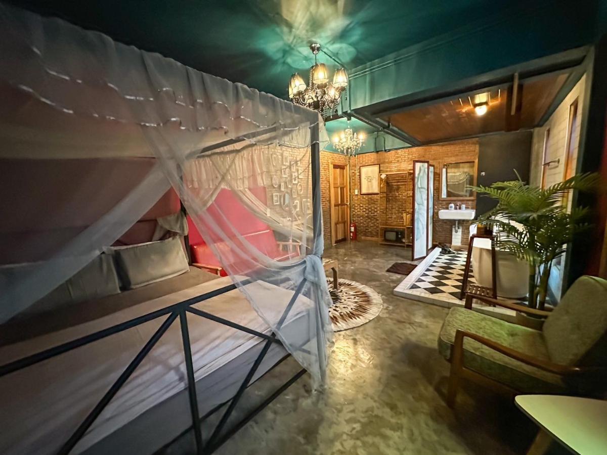 T-House Bkk 2Floors Near Bts With Swimming Pool And Free Wifi Hotel Bangkok Kültér fotó