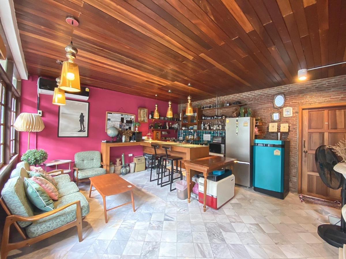 T-House Bkk 2Floors Near Bts With Swimming Pool And Free Wifi Hotel Bangkok Kültér fotó