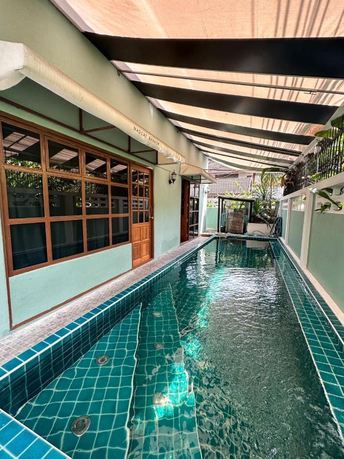T-House Bkk 2Floors Near Bts With Swimming Pool And Free Wifi Hotel Bangkok Kültér fotó