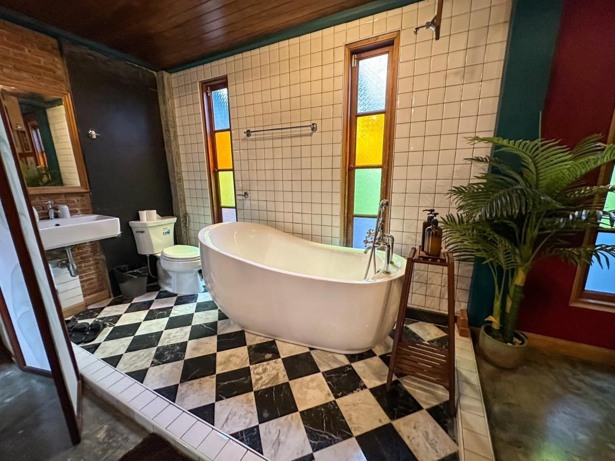 T-House Bkk 2Floors Near Bts With Swimming Pool And Free Wifi Hotel Bangkok Kültér fotó