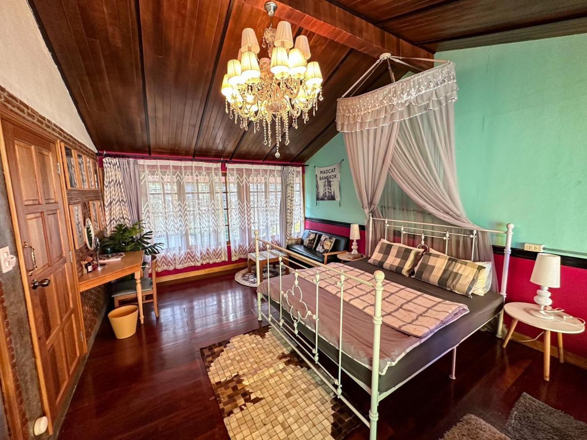 T-House Bkk 2Floors Near Bts With Swimming Pool And Free Wifi Hotel Bangkok Kültér fotó