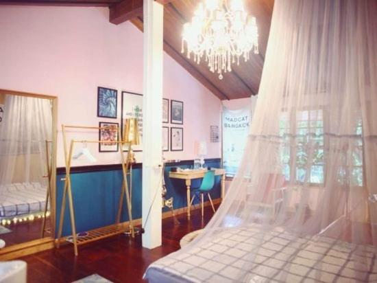 T-House Bkk 2Floors Near Bts With Swimming Pool And Free Wifi Hotel Bangkok Kültér fotó