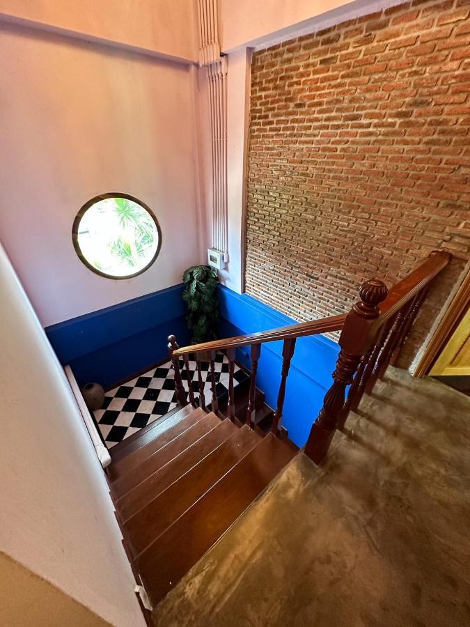 T-House Bkk 2Floors Near Bts With Swimming Pool And Free Wifi Hotel Bangkok Kültér fotó